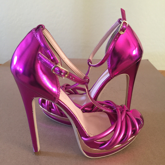 ANDERA High Heels - Picture 2 of 7